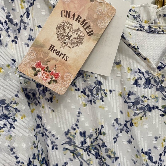 Dress - Picture 3 of 4